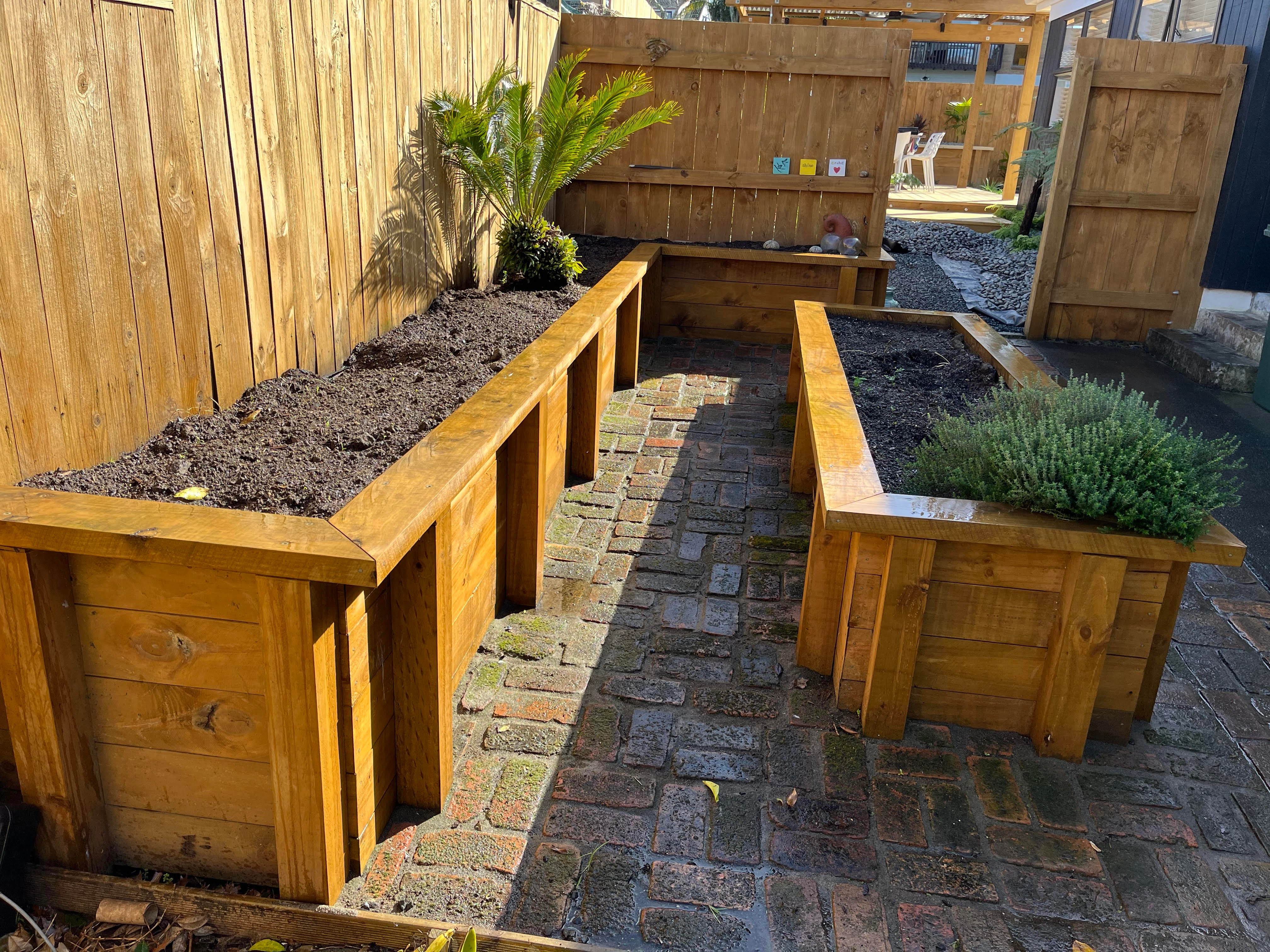 Fence build East Auckland Pakuranga timber boundary